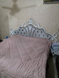 غرفه تركي درجه اولى مشتريها ٢٣ ورقه  للبيع ب٧٥٠ قفل وبالعافيه على اليا...