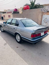 بي إم دبليو ٥٢٥ • ٣٠٠٠ VVTi • كفاله