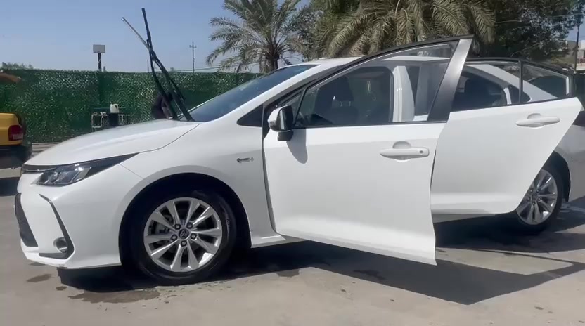 السلام عليكم كورلا هايبرد موديل 25 ماشية 12 الف باسمي مكفولة السيارة رقم بغداد اتصال مكان السيارة بغداد ***********
