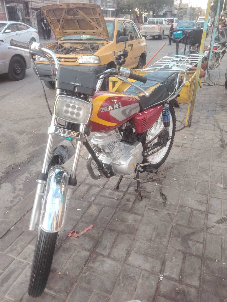 السلام عليكم من رخصة الادمن دراجة نامة شلامجة موديل 23 دارجة كاملة مابيها اي نقص بس صفاحية تك نقصها صينية الزنجيل موجودة مالتها الاصلية اوراق بيها مكاني البياع اكفلها من اي شي دراجة جاهزة كبل للشغل او ياخذها جناي السعر 550 وبيها مجال رقمي ***********
