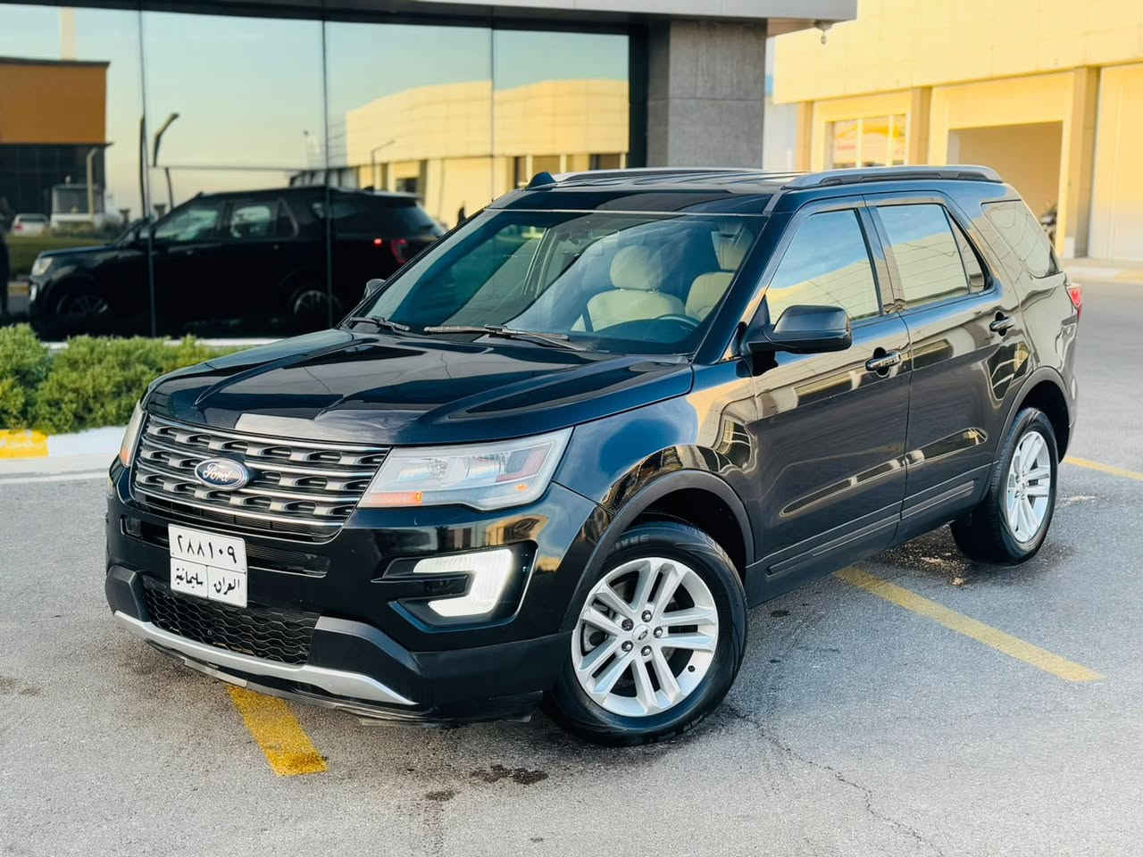 بسم الله الرحمن الرحيم
‏ FORD EXPLORER 2017
فؤرد أكسپلوره ر موديل ٢٠١٧
لون اسود
____________________________________
مكان🌆: سليمانية      سعر💵: 164$
تليفون📲: :*********** /// ***********
____________________________________
محرك V6 3.5L سته سلندر محرك مرغوب
گير و محرك بشرط مامفتوح
بدون صوت و صرف و خلل كل بشرط فحص
____________________________________
( بيها شبر صبوغ ) بدون أيرباگ و أمامي و خلفي كپس
أيرباك بشرط
سيارة حيل حيلوه نضيف
____________________________________
مواصفات
( داخل أسفر - ٧ راكب - تبريد مركزي - كشن كهربا - ڤوليوم - تحديد سورعه - ويل كه ب - بلاجكتور - وبعد )
____________________________________
اربع تايرات و ويل جديد
سيارة شرط بدون اى نواقص گير و موحريك و حدادي و كاهرباى كولة بشرط شهر 
سنوي بأسمي تحويل غرامة بشرط
____________________________________
بسم الله الرحمن الرحيم
‏ FORD EXPLORER 2017
فؤرد ئيكسپلوره ر مؤديل 2017
ره نگى ره شى قه تران
_____________________________________
شوين🌆 : سليمانى       سعر💵 : 164$
مؤبايل📲: *********** /// ***********
_____________________________________
مه كينه V6 3.5L شه ش بستؤن مه كينه مه رغوب
گيرو مه كينه ى به شه رت نه كراوه ته وه
سه وت و سه رف و خه له لى نييه به شه رت
_____________________________________
( يه ك  بست بؤياغى هه يه ) پيش و پشتى كه پسه ئيرباگ به شه رت ئيرباگى نه ته قيوه 
زؤر جوان ماوه ته وه و نمونه يه له جوانيدا
_____________________________________
مواسفات
( ناوزه رد - سئ ريز كوشن - ته بريد مه ركه زى -گيرى سه ر سوكان - كوشن كاره با - ڤؤليؤم - تحديد سورعه - ويل كه پ - بلاجكتؤر )
_____________________________________
چوار تايه ويلى تازه ى بؤبه ستراوه و كامل سيرڤزى بؤ كراوه
ته حويل و غه رامه به شه رت به ناوى خؤمه وه يه
::: گيرو مه كينه و كاره باى و هه موو گيانى به شه رت :::
____________________________________
