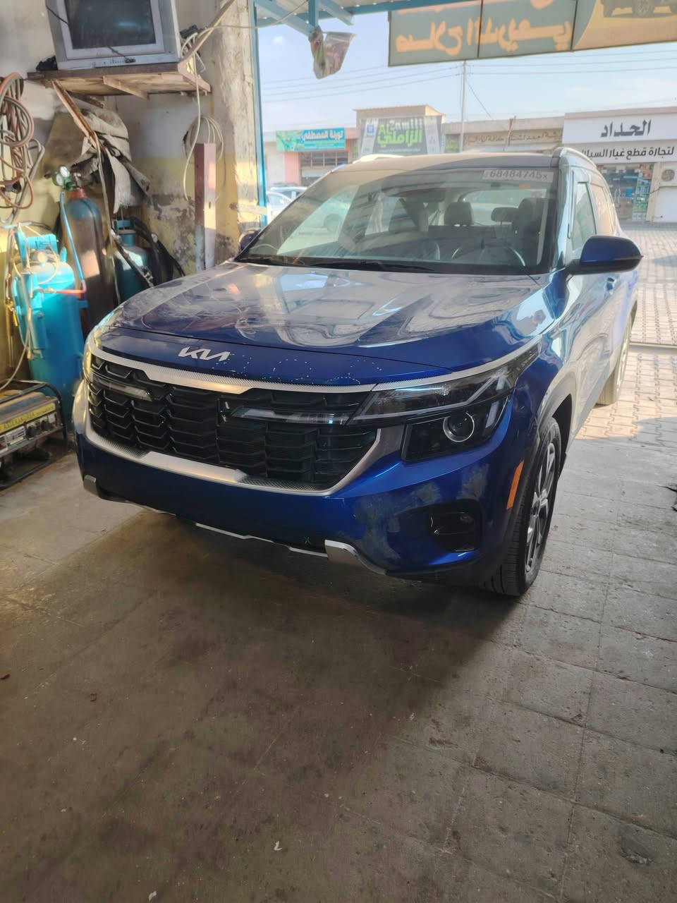 سليتوس وارد موديل ٢٤ بدون حادث بدون ايرباك شي بسيط دعاميه سياره جديده السعر ١٥٠ وبيه مجال الاستفسار ***********
