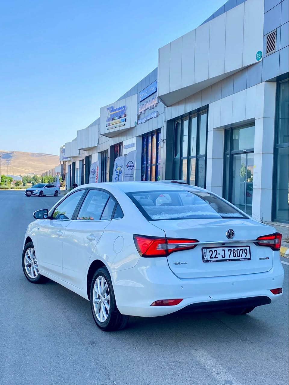MG 5.  Standard plus 
ئێمجی 5 ستاندارد پڵەس 2023 سپی ناو کرێمی ..

سەیارەکە ماڵی دۆستە یەک دینار مەسرەفی تیانیە 
٤٠ هەزار ڕۆشتوە 
مواسەفات : بەسمە ، شاشە گەورە ، کامێرا ، حاسە ، ئاوێنە ئیشارەت ، سوکان ڤۆلیۆم و تەحدید سورعە ، 
کاڕ پلەی … 
چەمەلغ و پەڵەیە بۆنیتی بۆیاخە بێناوگرتن ، سەنەوی و ڕەقەم و هەمو شتی تا ٢٠٣٠ تازەیە بەناوی خۆمەوەیە 

نرخی 94 گەڵاو مەجالێ زۆر کەم 

***********
*********** السليمانية, العراق
