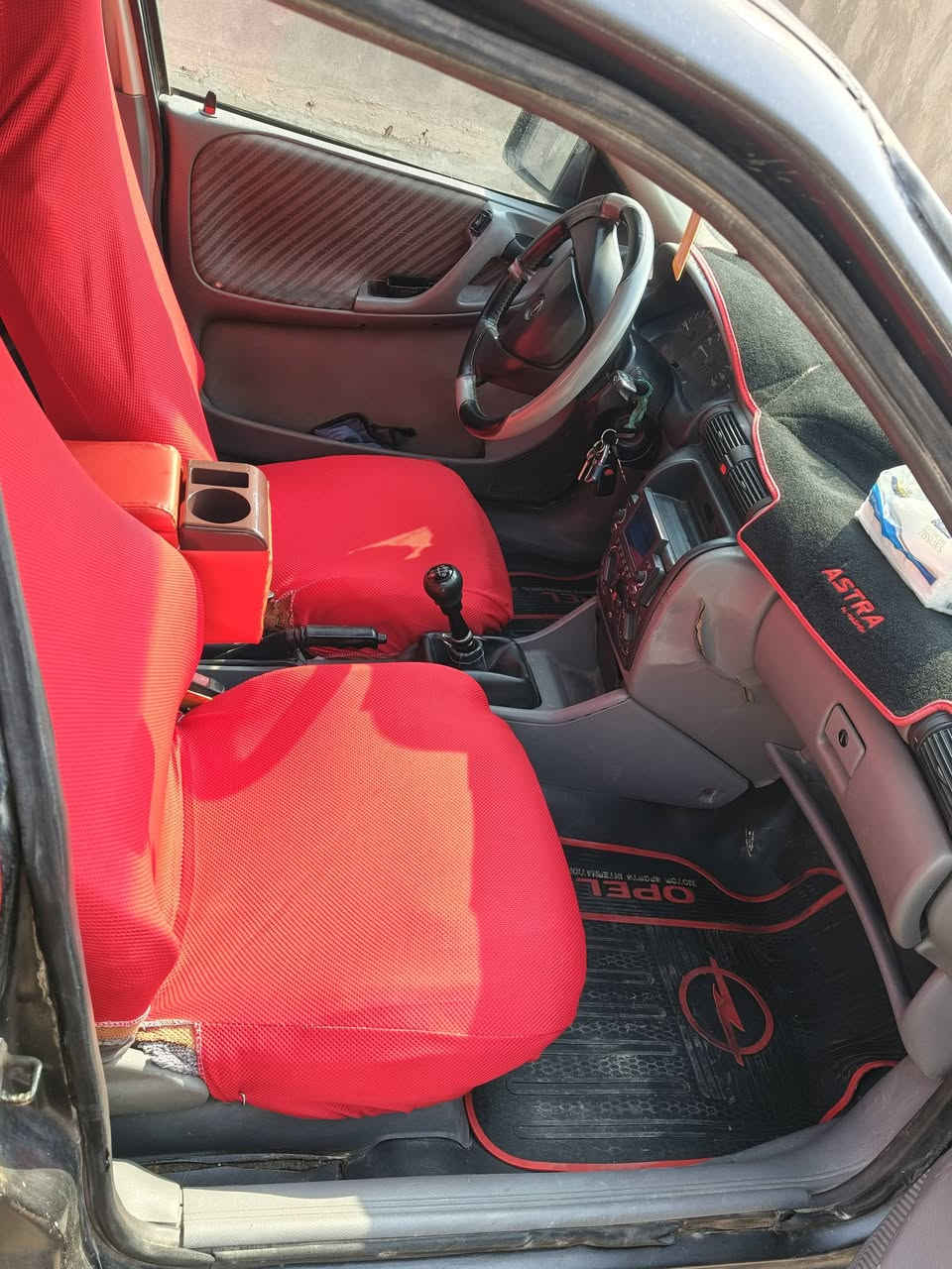 سلام عليكم اوبل استره موديل 92السياره عله وضع شركه  محرك 16 دوش اصل صدر امامي خلفي جديد تخم تاير جديد تحويل ثاني يوم السياره ربع ما تصرف عليها احله من الصوره سنويه 2030
رقمه مثنى نكليزي سعره 40وبيه مجال ترهم مراوس ابيجو بارص وشراي يجي خاص


**إذا كنت صاحب هذا الإعلان وتريد حذفه لأي سبب، رجاءا أرسل رسالة إلى الدعم الفني**