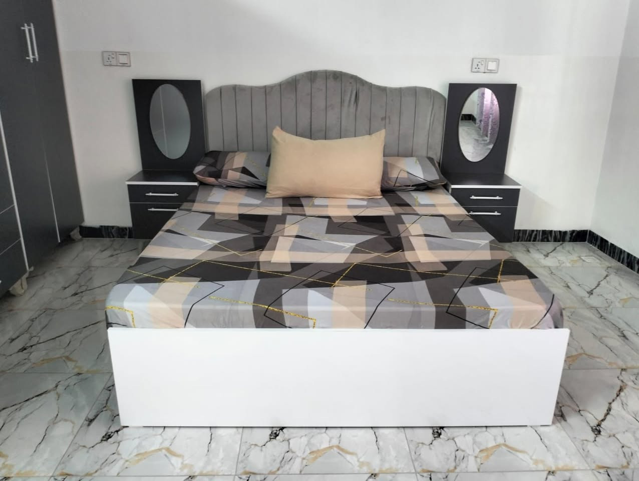 ‏غرف نوم ست قطع سعر تبدأ من 625 حجز خاص أو زياره المعمل داخل كركوك تفاصيل أكثر مراسلة عبر ال Messenger ￼


**إذا كنت صاحب هذا الإعلان وتريد حذفه لأي سبب، رجاءا أرسل رسالة إلى الدعم الفني**