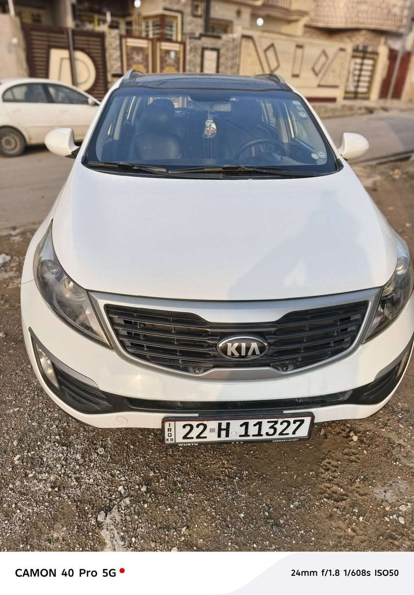 اسلام عليكم
سبورتج للبيع 
موديل 2014
فول مواصفات عدا البصمة 
بدون ضرر 
بدون صبغ 
رقم جديد
سنوية جديدة 
هزة جديدة 
بأسم صاحبها 
ملاحظة. مكلف بنشر 
للمزيد من المعلومات الاتصال على الرقم
***********
