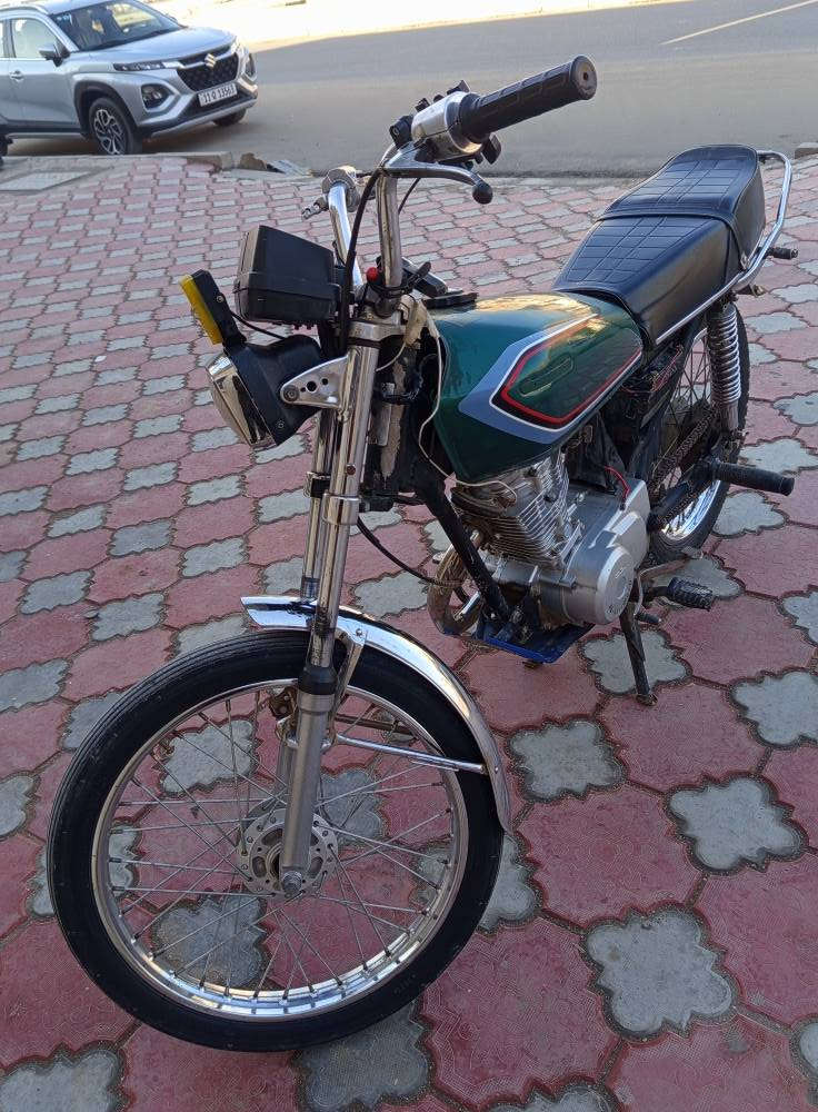 سلام عليكم
دراجه نامه اوراق تعميره 2023 دراجه 
مفتوحه ولفات دراجه مستعجله بلبيع 550
وبيها مجال ***********
