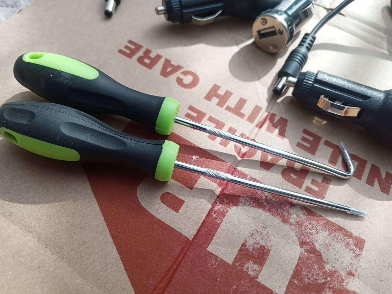 اغراض تخص السيارات كلهم ب 10


**إذا كنت صاحب هذا الإعلان وتريد حذفه لأي سبب، رجاءا أرسل رسالة إلى الدعم الفني**