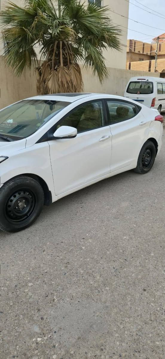 النترا ٢٠١٢ خليجي مبدل قبق الجنطه فقط بدون دواخل مكينه 1800 دوش مكينه وكير خير من الله منضومه تبريد جديده صدر جديد تخم تاير جديد رقم بغداد الإنكليزي
السعر / ١٠٠ وبيها مجال 
العنوان / ديالى خان بني سعد 
رقمي / ***********
