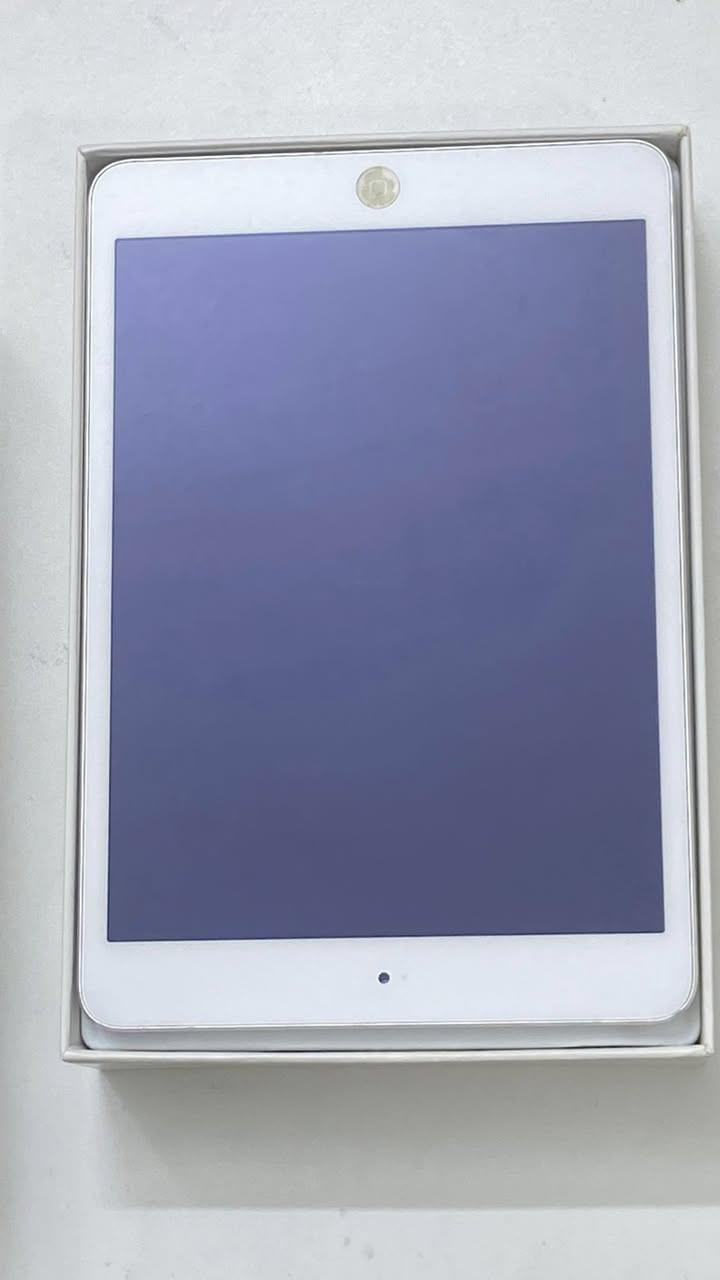 السلام عليكم ايباد مرتب لمشاهدة الافلام والتصفح والقراءة وبسعر رخيص مواصفات كاملة بل صورة 

ipad mini 2 

💾 الذاكرة: 16GB
🔋 البطارية: 68%

✨ الجهاز نظافة عالية
🖥️ الشاشة 100% 
✅ باقي الأمور كلها شغالة تمامًا:
نت – صوت – اتصال – كاميرات –  آيكلود شغال مثل متشوفون بدون أي خلل

 
جميع الملحقات كاملة
🛡️ الجهاز مضمون من كل النواحي

📍 المكان: بغداد – الزعفرانية  – نهاية الاربع شوارع 
💰 السعر: 110 وبي مجال 

📞 للتواصل *********** واتساب وخط
