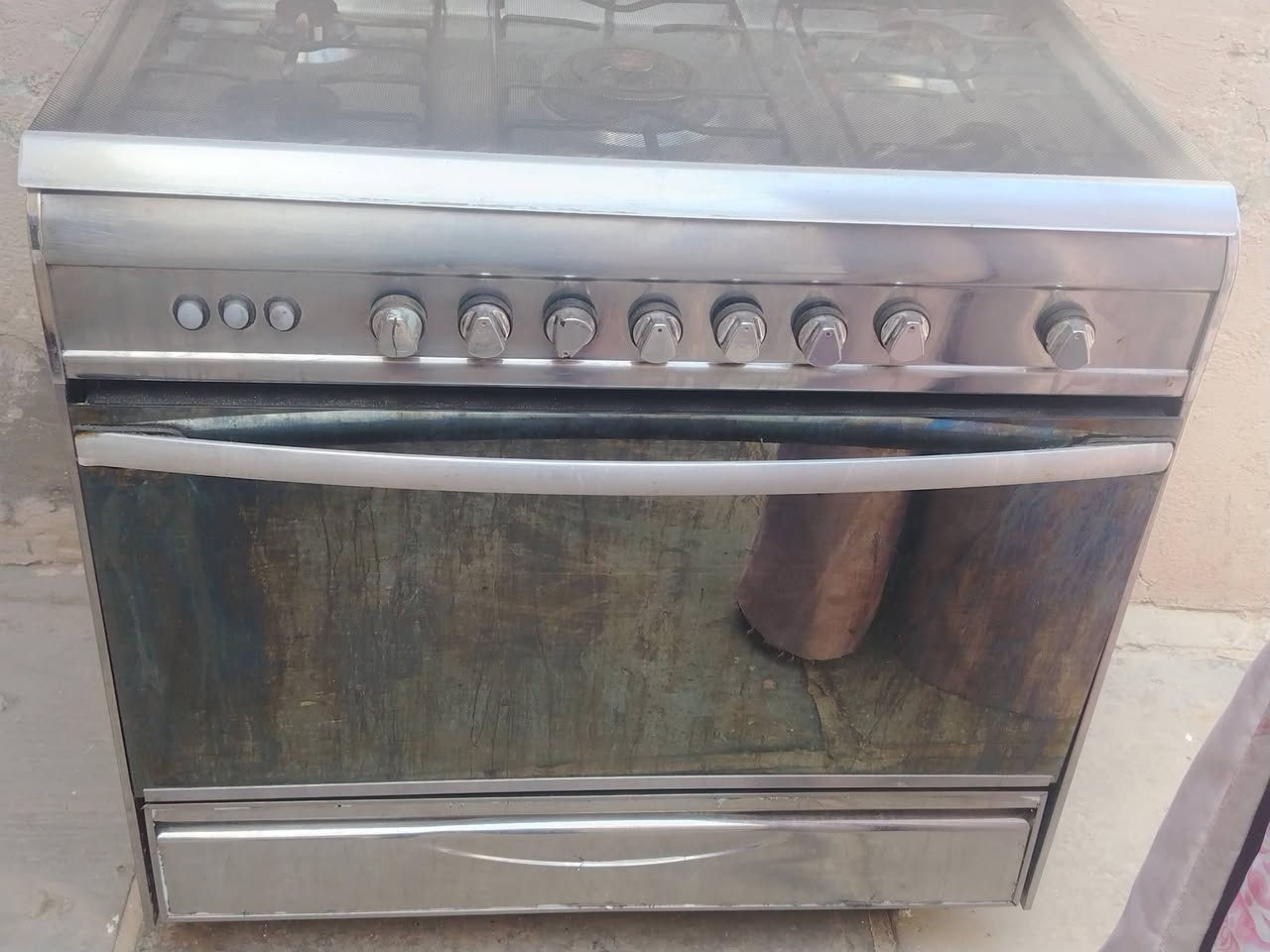السلام عليكم طباخ للبيع اخو الجديد ديوانيه مركز سعر 150.


**إذا كنت صاحب هذا الإعلان وتريد حذفه لأي سبب، رجاءا أرسل رسالة إلى الدعم الفني**