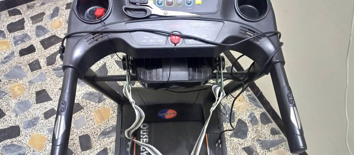 سلام عليكم جهاز ركص ومال ضهر جهاز نضيف
***********بي واتساب
