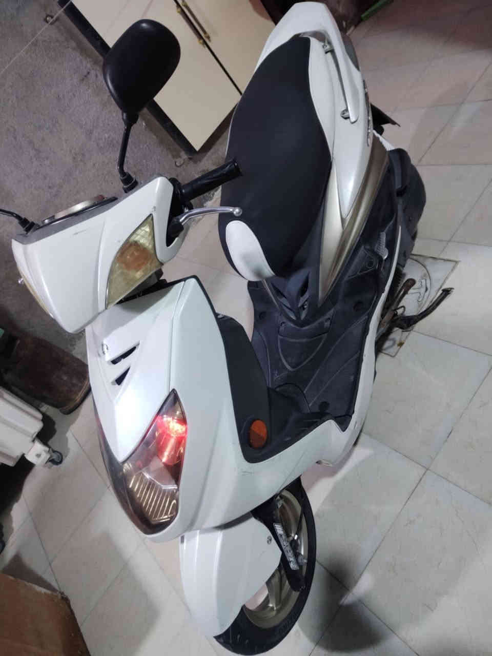 دراجة للبيع 
سكنس فحل نوزل خطين  ما بيها اي نقص نازلة من الرمبة قبل 4 اشهر دراجة نظيفة
  السعر / مليون وبيها مجال قليل
للتواصل  ***********
للتواصل على الرقم فقط مكلف بالنشر
