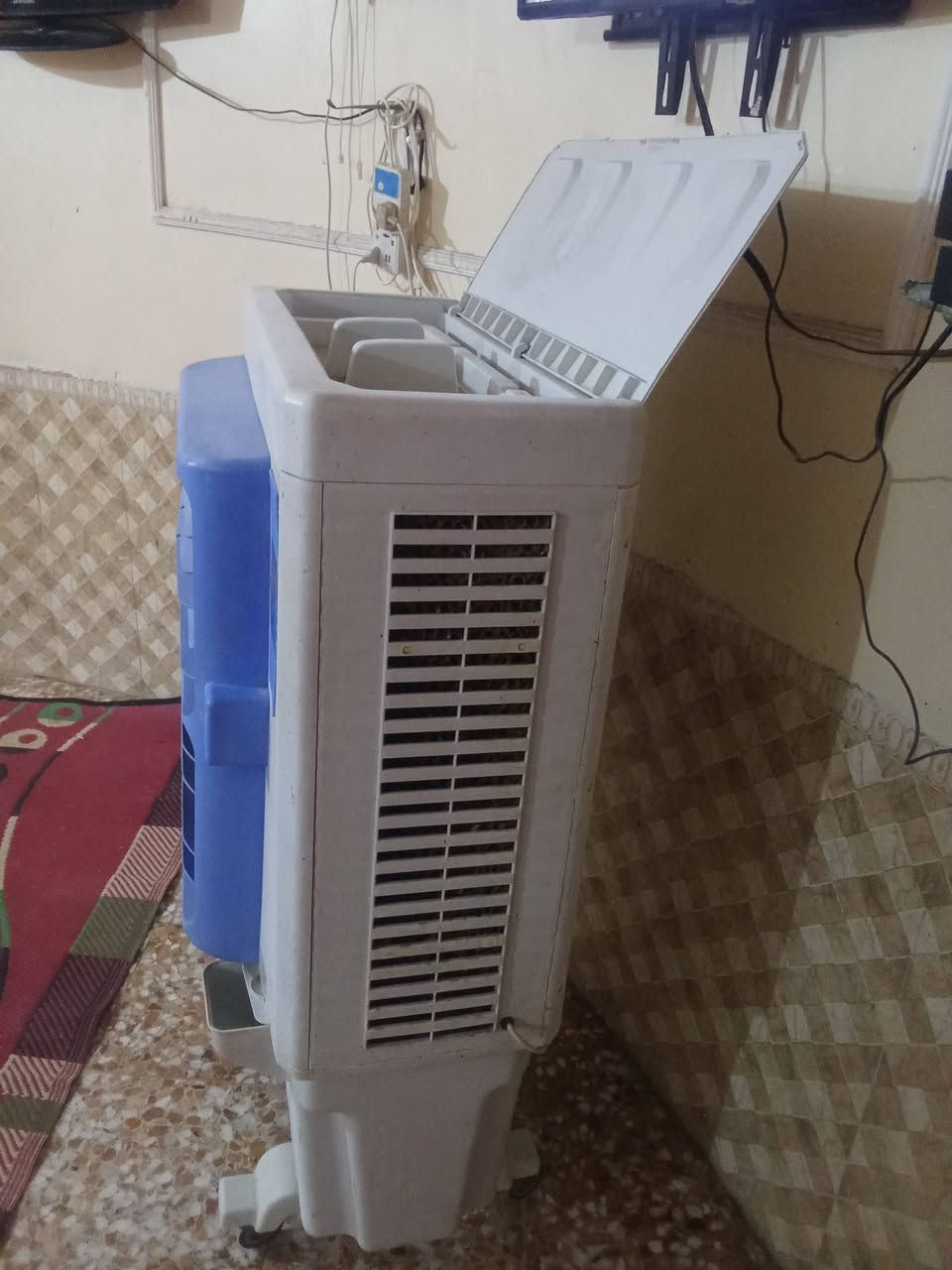 موبردات عدد 2 زاد شاشه بيع مستعجل سعر خاص ***********
