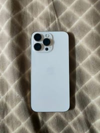 16 برو ماكس لون ذهبي  بطاريه 97   ذاكره 256  نضافه 100   كارتونه ويا +...