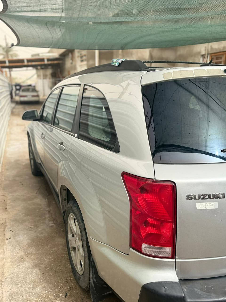 سلام وعليكم 
سازوكي موديل 2008
وارد أمريكي
قطعه وحده صبغ فقط
بيها بارد مدكر وبنيد خفيف كلش ما مبين طخه خفيفه
فول مواصفات 
تحكم ستيرن
بلوتوث
شاشه
فتحه
مثبت سرعه 
مري كهربائي
كشنات جلد 
تبريد شغال
مكينه كير حداديه تايرات خير من الله 
رقم سياره انكليزي
رقم بغداد 
تحويل ثاني يوم 
السعر 85
وبيها مجال حك جيه
العنوان بصره شط العرب نهر حسن 
للأستفسار ***********
