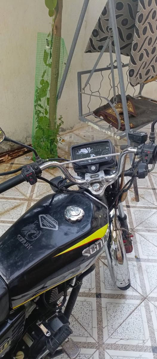 للبيع موديل 24 محرك بلادي ممفتوح بصمه تشغيل عن بعد كهربائاته كلهه شغاله المكان الفلوجه السعر 675 بيهه مجال بصيط ***********
