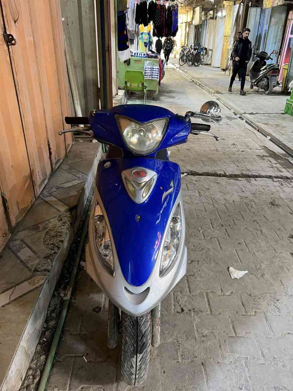 كامكو للبيع مامفتوح مكفوله شرط كهربائيات مكينه فول  عوزها بس غسل
***********
