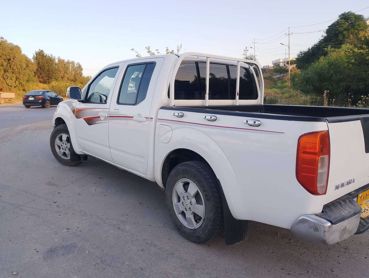 بەناوی خوایگـەورە دەبڵ نیسـان ناڤارە 2009  ڕەقەم سلێمانی سێ پارچەی پێشی بۆیاخە بێ دەعم سیارەکە قاسرینەوبەشەرتی تەحوین شوێین کلار ڕزگاری ***********
