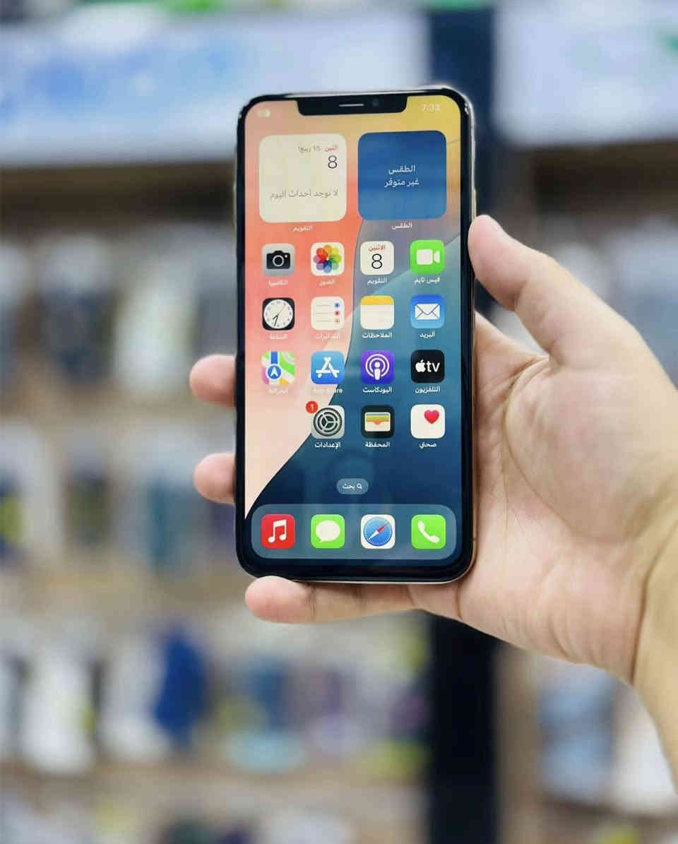 للبيع ايفون اكس ماكس
بلادي فقط ضهر مبدل 
ذاكره64 
م/ رمادي خمسه كيلو 
اتصل ***********
