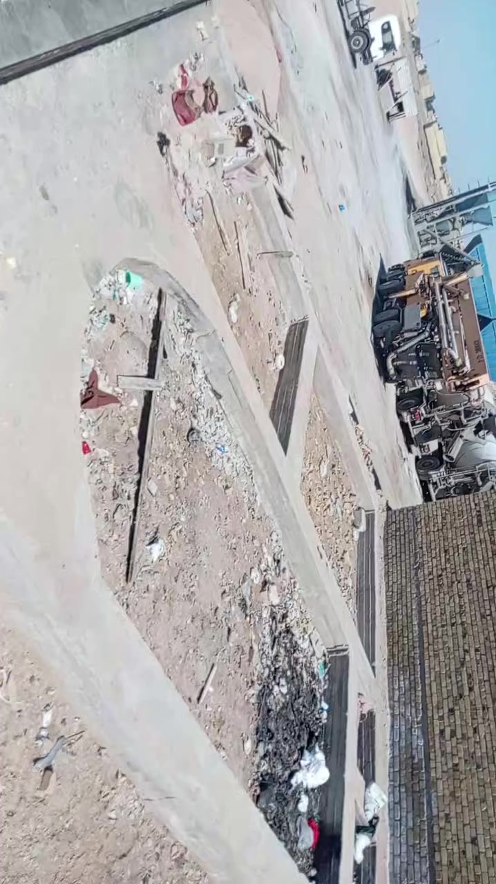 بتلو للبيع المساحة 250 متر زراعي خريطة مرتبة منطقة النياز قرب مجمع نور الناظر السعر 32  وبي مجال رقم تلفون ***********
