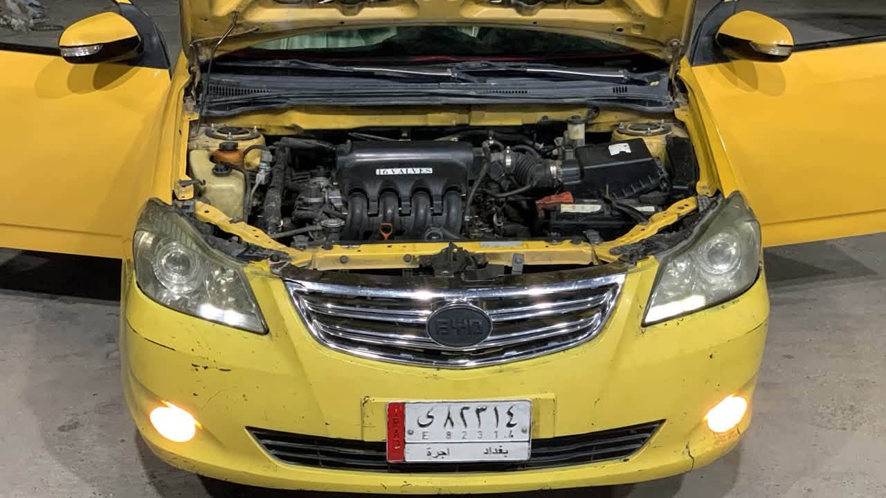 BYD G3 موديل 2013
سياره جاهزه كبل لشارع كير مكينه تبريد صدر 
مابيها لا لغود ولا شواصي ولا صبغ سعر ٥٦ قابل لتفاوض او مراوس بس ايراني لا عنواني بغداد البياع تقاطع درويش 
***********
