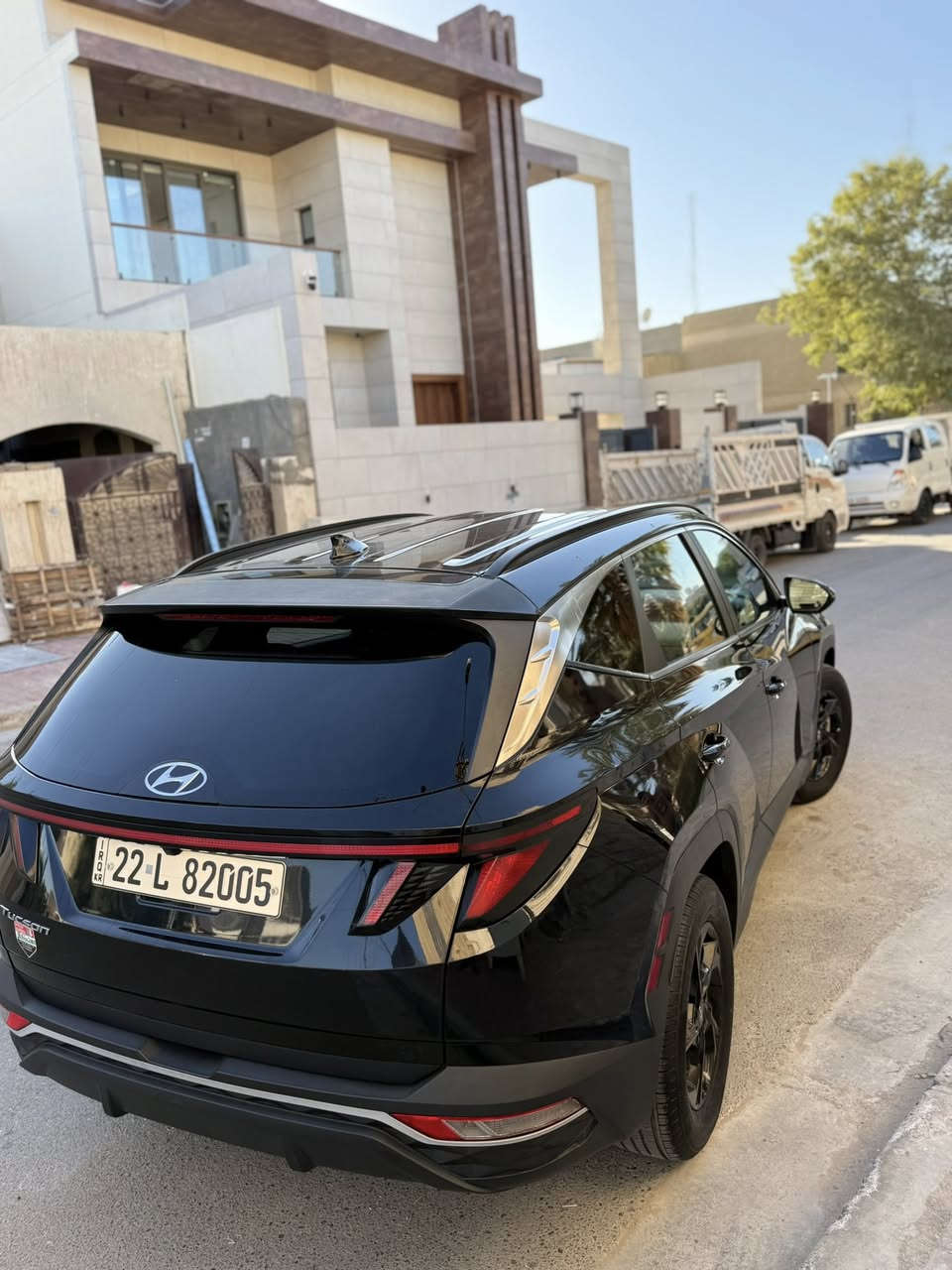 السلام عليكم : هيونداي توكسان
الحادث جاملغ الفحص 2022
سعة المحرك 2.5
نمر بصمات عدد 2
الوارد : وارد امريكا
الحادث :جاملغ 
:اللون :اسود
اللون الداخلي : مخمل اسود
قراءة العداد : ٥٧ الف الرقم اربيل -
بصمه ابواب
-تشغيل عن بعد
- رادار
-نظام carplay - شاشة وسطية
كبيره - نظام النقطة العمياء
( حساس مرايا جانبيه) - هاند بريك

بصمه ابواب
-تشغيل عن بعد
- رادار
-نظام carplay - شاشة وسطية
كبيره - نظام النقطة العمياء
( حساس مرايا جانبيه) - هاند بريك
بصمة
-اوتو هولد
كاميرة خلفية بدقة عالية
نوع المقاعد: كهربائي - تدفئة -
المصابيح: زينون - إضاءة ليد- ليزر

رقم :***********
