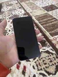ايفون x للبيع مبدل شاشة والشاشه بيها فطر بس مو كلش مبين مثل ماموضح بال...