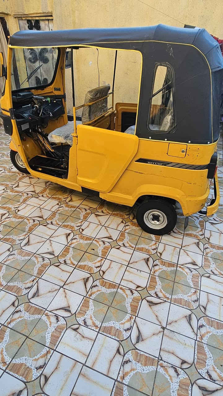 تكتك تي في اس موديل 20كفاله بدي ومكينه رقم وسنويه نكليزي هزه جديده تكتك جاهزه مجهزه تراي شرط زيرو تكتك مال جناي ما اذب عليها ربع كهربائيات كلها شغاله السعر 5500مكاني بلبصره بلحيانيه وهاذ رقمي ***********
