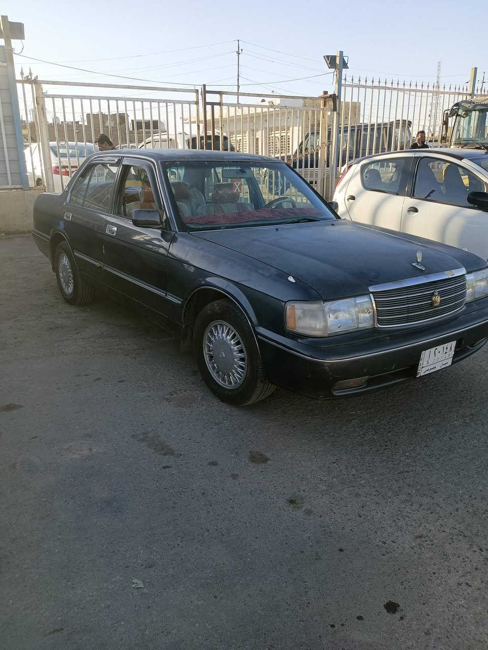 سلام عليكم ارنب البيع الموديل93 السياره حلوه ونظيفه جاهزه مكفول كص ونقل وعيب شرعي والسنويه جديده والشراي يخابر ويدالل‏‪***********‬‏
