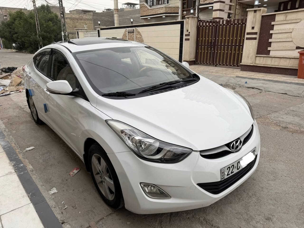 السلام عليكم هونداي النترا موديل 2013للبيع خليجي
محرك 2000دوش مكفولة من الصبغ 

مواصفات داخل لونين تحكم انظمه قيادة 

مري شفط اشاير بلمري 

ماشيه 120الف حقيقي 

سياره رقم أربيل دولي  باسمي سنويه 

هزه وفحص جديد 

سياره جاهزه من كير مكينه على وضع الشركة حداديه كهرباءيات تبريد تخم تاير 

مكان السياره بغداد_حي الحسين قرب مطار بغداد الدولي 

السعر 118$$ وبيها مجال

رقم الهاتف ***********
