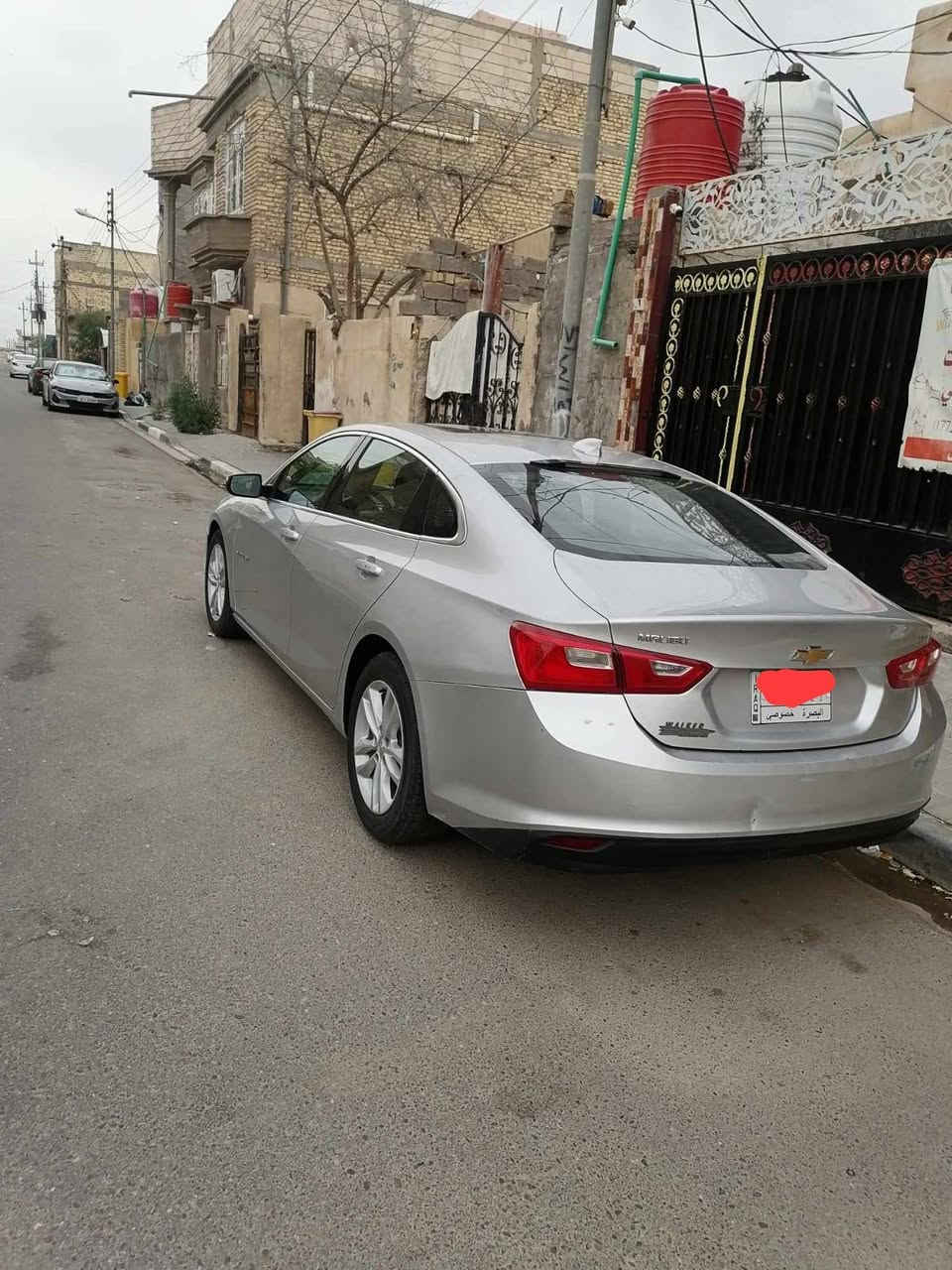 ماليبو 2018 سيارة حلوة ونضيفة بدون صبغ سيارة كاملة مكملة 4 سلندر. 1.5T حجم المحرك السيارة وارد امريكي ضربتها بأمريكا ومصلحة نفسه ومرجع الدعامية ونص من البنيد هم صارت بيهة ضربة بألعراق الباب من جهة السايق و مبدل تفصيخ بلاد مالتها والباقي شوف العين سيارة حلوة مرتبة السيارة بيع او مراوس، سعر 93 ورقة وبية مجال. (بيع مستعجل) رقم صاحب السيارة (7707090219)
