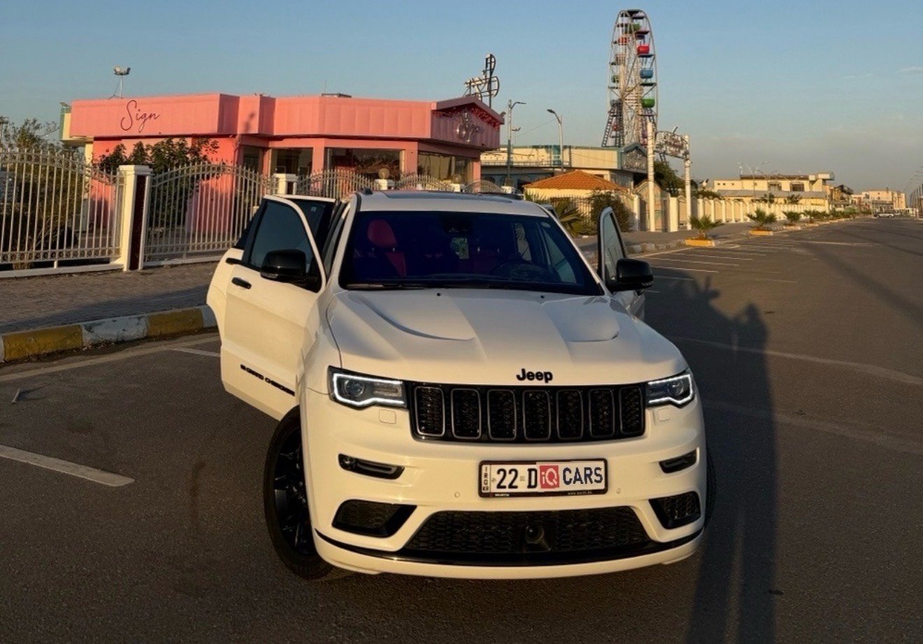 بسم الله الرحمن الرحيم
السلام عليكم 
Jeep s2022خليجي السياره فول مواصفات معروفه مواصفاتها فول 1/1للاخير السياره ونضيفه....
الكاميرا الخلفية
سقف بانورامي
صندوق كهربائي
كاميرا 360
مستشعر وقوف
فتحة السقف
بصمه
حساس المطر
شاشة
التعرف على إشارات المرور
التحكم التلقائي في درجة الحرارة
نظام فرملة الطوارئ
8 وسادة هوائية
مصابيح زينون الأمامية
المصابيح الأمامية ليد
عرض المعلومات على الزجاج الامامي
ندفئة مقود القيادة
إنارة محيطية
أبل كاربلاي
مقاعد تدليك
التشغيل عن بعد
4x4
رادار
شاحن لاسلكي
أوتو بارك
الكانتارا
نظام تعليق هوائي
كشافات ضباب
وضع القيادة
نحذير مغادرة المسار
نظام إلغاء الضوضاء
التحكم الإلكتروني في الثبات
حذير من الاصطدام الأمامي
مرايا جانبية تدفئة
مثبت السرعة التكيفي
خطوات جانبية
صندوق بدون استخدام اليدين
زر التشغيل
الضوء العالي التلقائي
تحكم التكييف التلقائي
خطافات السحب
حساسات ضغط الإطارات
رؤية ليلية
نظام تنبيه السائق
ما

التحكم على المنحدرات
تبريد المقاعد
ندفئة المقاعد

مرايا جانبية كهربائية

مراقبة النقطة العمياء

نظام المفتاح الذكي

نظام بدء التشغيل
مانع انزلاق
مكان السياره الفلوجة للتواصل ***********$وبيها مجال بسيط مكفولة من الصبغ والتبديل