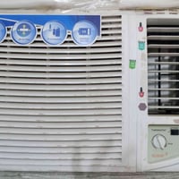 للبيع مكيف طن ونص اوناكس جديد استعمال قليل 250 الف رايده 07716261249