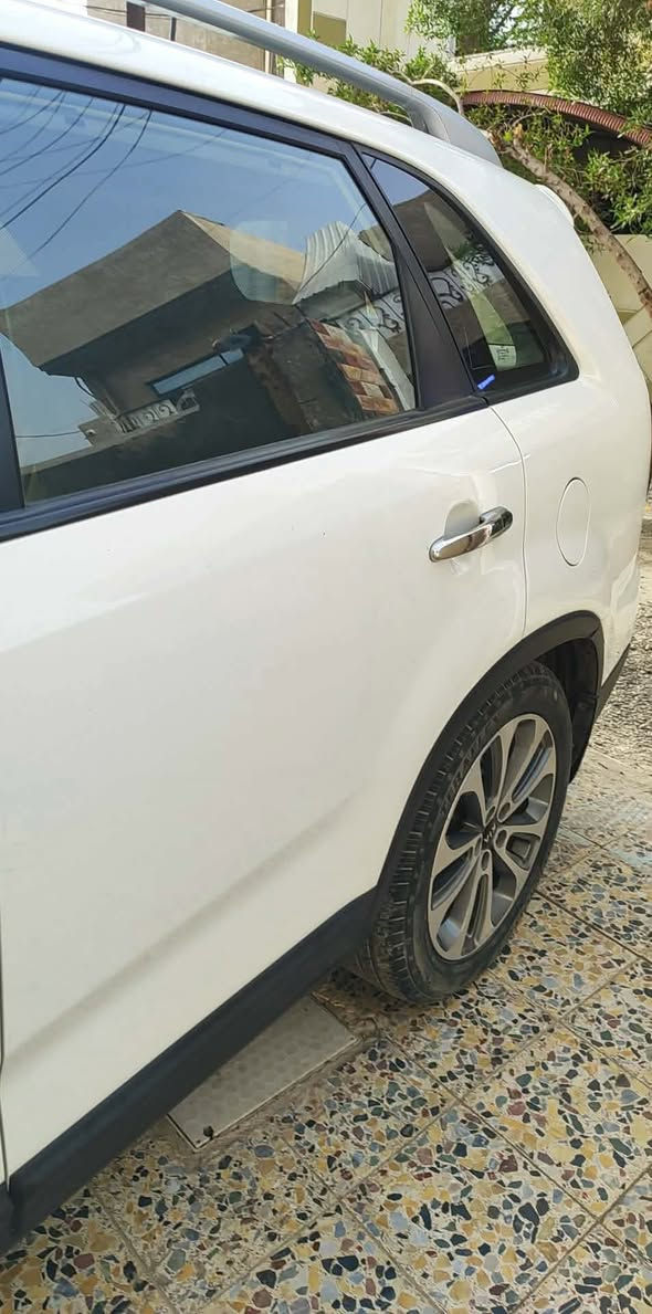 سورنتو موديل 14 خليجي
بني رومو
اشاره بالمري
اضويه ترحيب
محرك 4 سلندر غير مفتوح دوش
رادار صوتي
جهاز اقتصادي البانزي
تخم اطارات جديد
بطاريه جديده 
السعر 190 ورقه بيه مجال بصيط
***********
