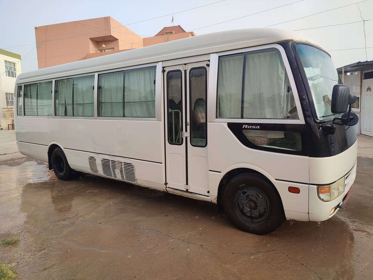 السلام عليكم كوستر للبيع ميسيبوشي روزه موديل 2008 شرط محرك وكير
سنويه اني صاحبها الشرعي 2028  حصه كاز بيها  مكاني موصل ***********
