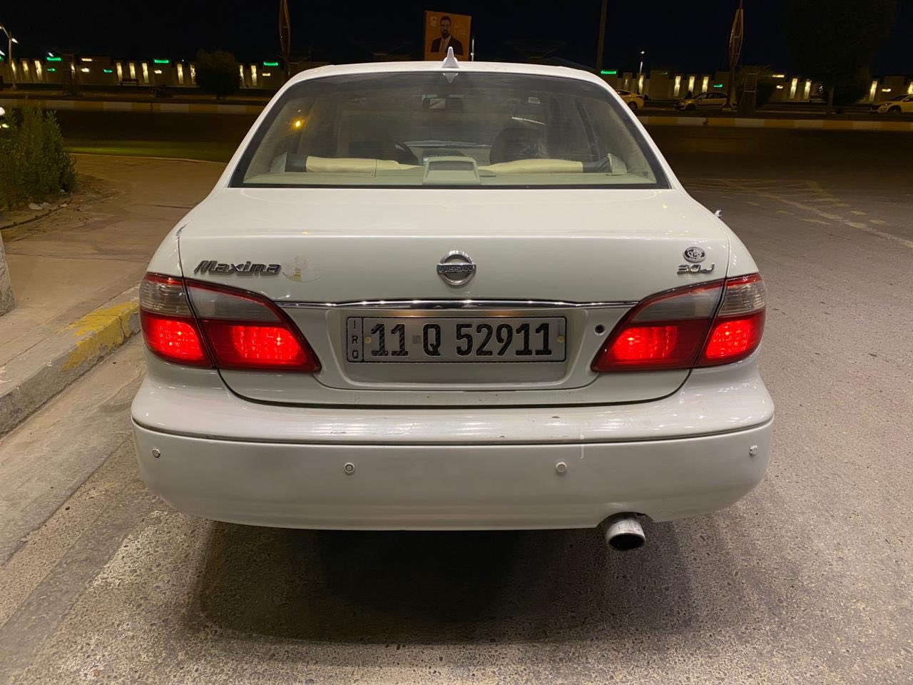 سلام عليكم نيسان مكسيما 2004  رقم بغداد جديد مشروع وطني. سياره بدون اي قطعه صبغ بيه بس هاي طخه بل بنايد و مصلحه بدون صبغ  عليه منضومه زنون. مكينه و كير و مشط كله جديده مال كصه  غرفته كلش حلوه و نضيف سعره 69 وبيع مجال بسيط  مكان السياره الانبار / الفلوجه 

 ***********
