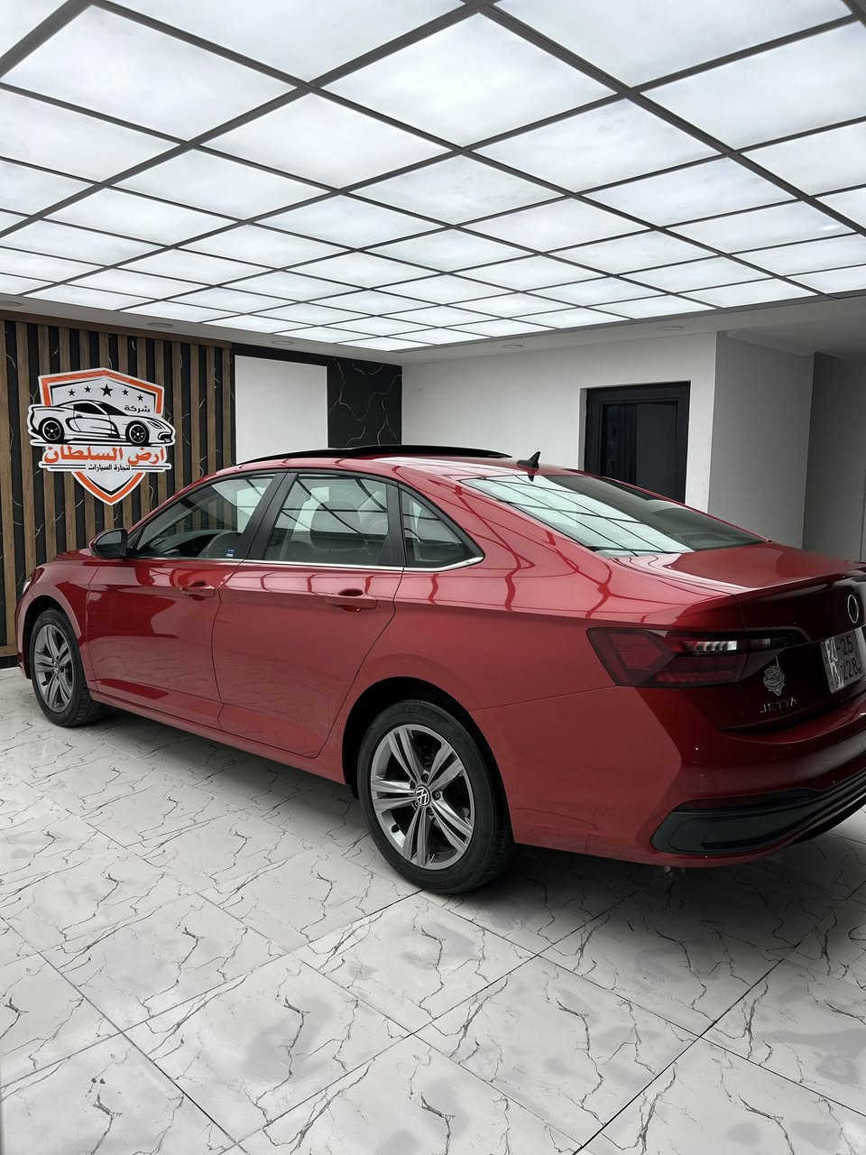 🔥🔥شركة أرض السلطان لتجارة السيارات 🔥🔥

🚗✨ فولكسفاغن جيتا SE موديل 2023 ✨🚗

🇺🇸 وارد أمريكي – كلين تايتل (Clean Title)

⚙️ محرك 1.5 لتر TSI تيربو

💪 قوة 158 حصان

🚘 أوتوماتيك 8 سرعات

🛣️ دفع أمامي FWD

🌟 أهم المواصفات:

✔️ فتحة سقف ☀️

✔️ شاشة 8 إنج + Apple CarPlay & Android Auto 📱

✔️ شاشة عدادات ديجيتال 🎛️

✔️ بصمة تشغيل + دخول ذكي 🔑

✔️ جنوط 17 إنج 🛞

✔️ كاميرا خلفية + حساسات 🚦

✔️ مثبت سرعة + أنظمة أمان متكاملة ⚠️

🔥 السياره نضيفه 

📍 شركة أرض السلطان – ثقتكم مسؤوليتنا

📞 للحجز والاستفسار:0750,429,6877

✉️ او راسلنا خاص


**إذا كنت صاحب هذا الإعلان وتريد حذفه لأي سبب، رجاءا أرسل رسالة إلى الدعم الفني**