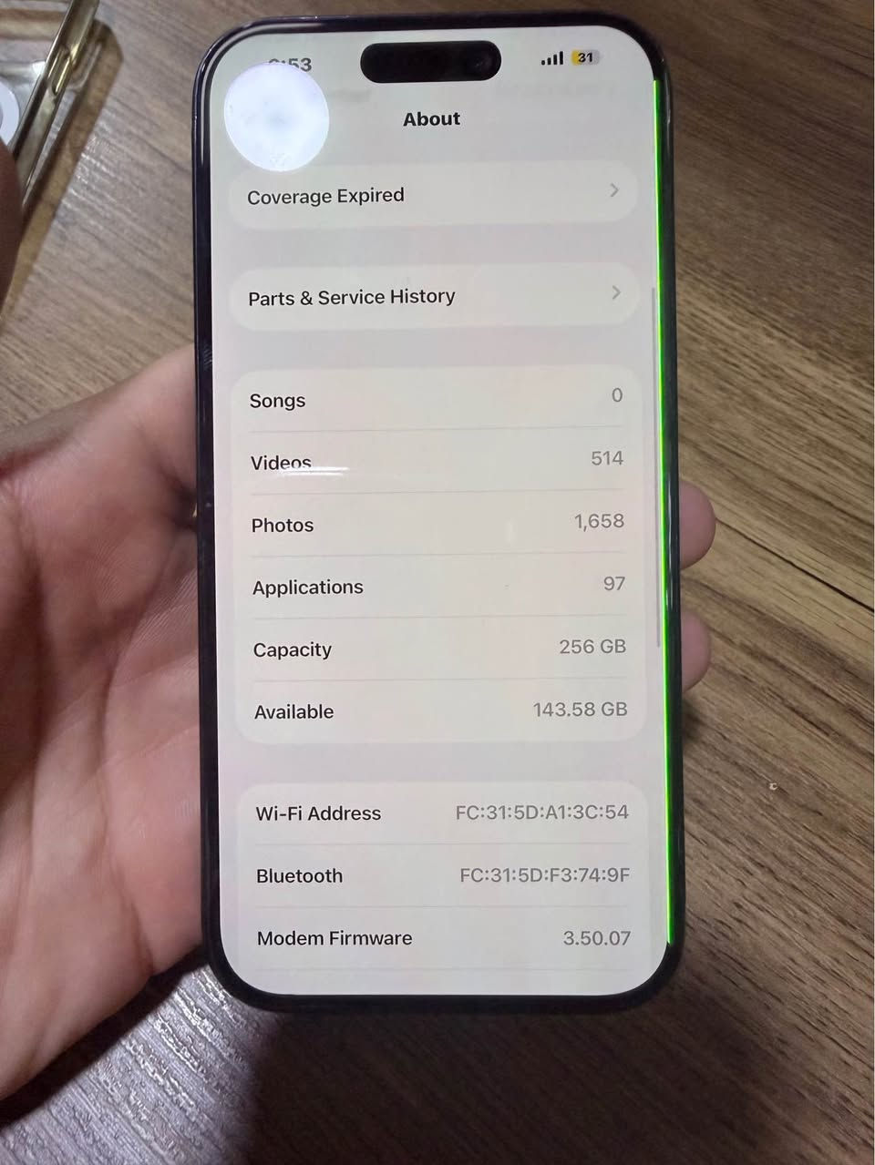 ايفون 15 برو (برو فقط) 
بطارية 85
ذاكرة 256 
كارتون الجهاز موجود
مبدل شاشة اوميلد اصلي بس بيه خط اخضر 
الجهاز كولشي شغال بيه من فيس ايدي من سيم كارت ومن كولشي عيب واحد مابيه فقط الشاشة 
سعر البيع 600 الف وقابل للتفاوض ‼️

للتواصل📞 ***********
           أو 📞*********** بغداد, العراق

