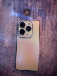 انفنكس هوت ٤٠ • ٢٥٦ • رام ١٢