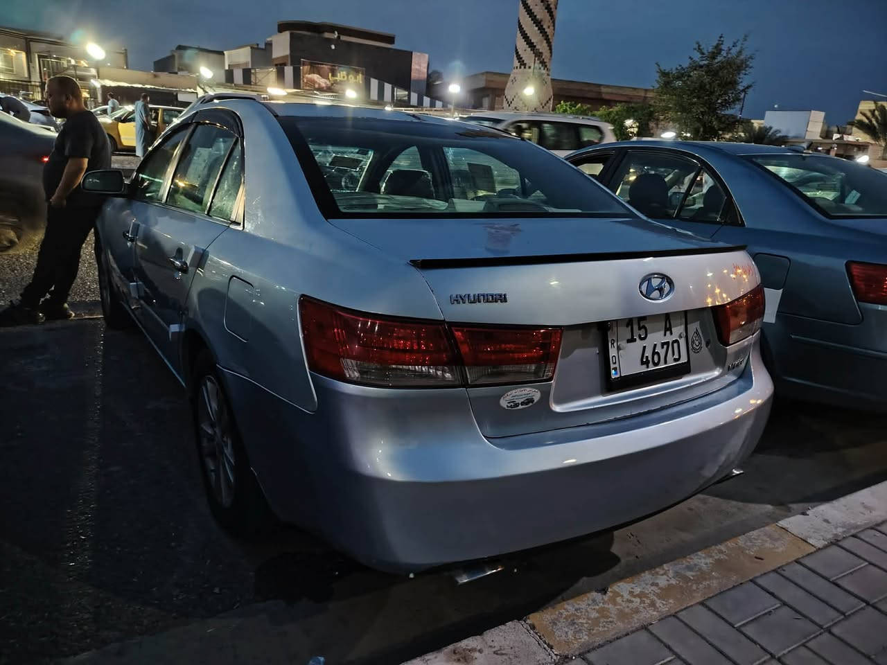 السلام عليكم سوناتا 2007 امريكي مكينه 3300 السياره فقط نقص مشط  ستيرن بيها صبغ مكاناتات ابيع حزام رقم انبار دولي بسمي السعر 83 وبيها مجال بسيط فتحه السقف عمل بل اردن ومامتنفتح عاطله مكاني بغداد ناحيه الرشيد ***********

