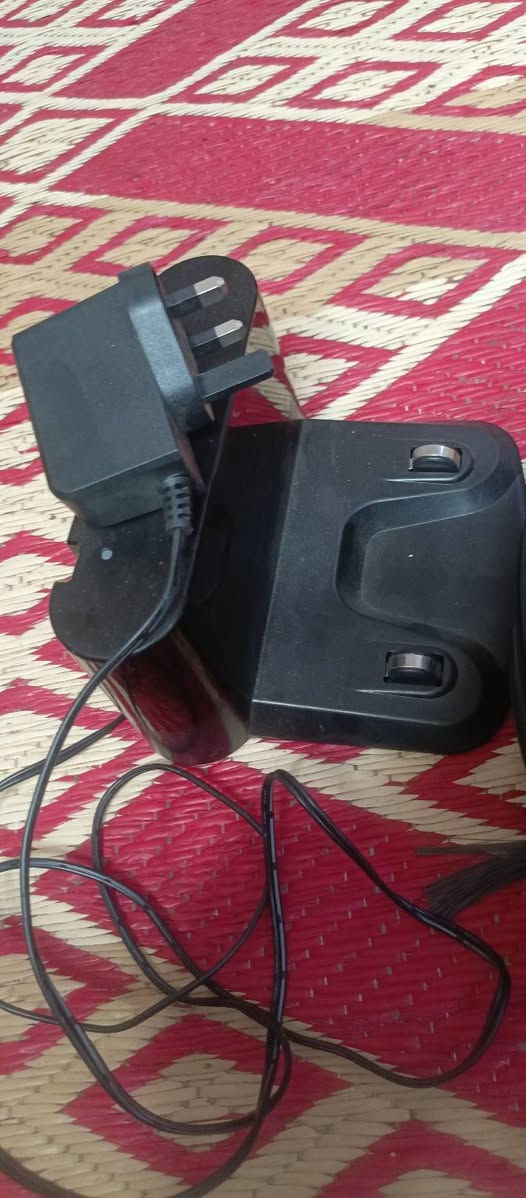 السلام عليكم ريبوت للبيع سعره 150الف يحتاج بس بطاريه فقط مامفتوح هذا راقمي ***********
