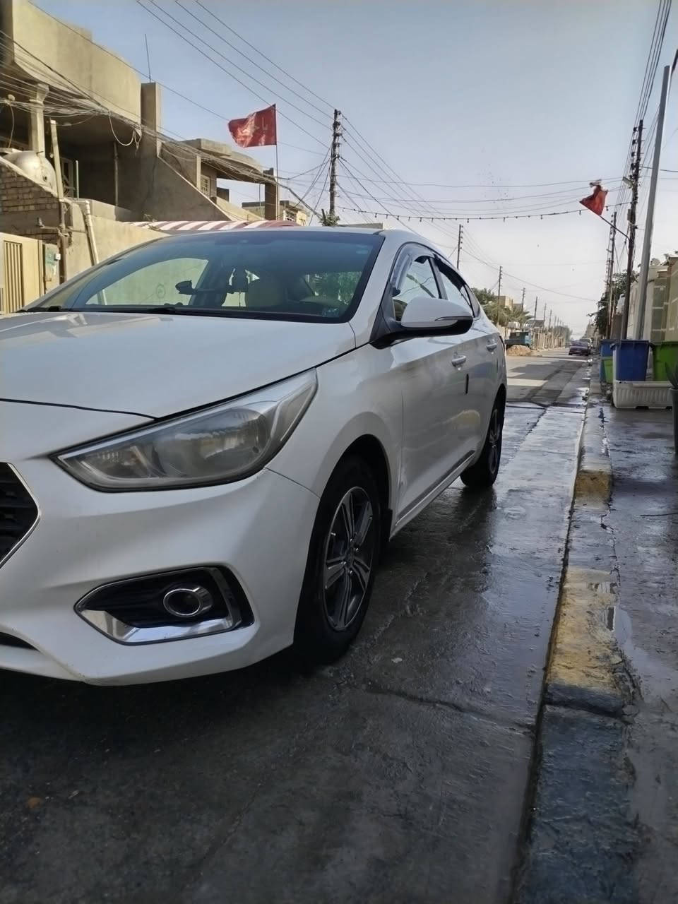 يالله السلام عليكم  ورحمة الله  سياره اكسنت مديل 19 خليجيه مبدل 4بيبان
ابلادي مال شركة يعني مامصبوغات  السيارة
بيها 3قطع صبغ اني ابيعلك احزام حته مااتعبك 
 نضيفه   مال جناي والسياره خير ومن الله
والله متوازي على فلوس وريد ابيع  السعرع 95وبيها مجال للطيبين
رقم ***********
مكان السياره بغداد حي النصر
