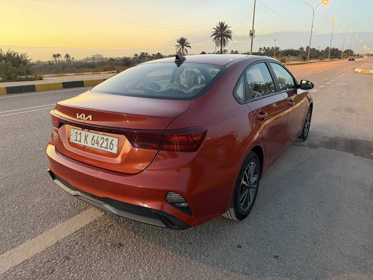 السلام عليكم
فورتي موديل 2023
لبيع بسعر مناسب 
حادث السياره بيه شويه بالباب الخلفيه ودور مال الجاملغ الخلفي الايسر وصور حادث مرفقه بالمنشور 
وبيه صبغ قطعتين الجاملغ الامامي والباب الايسر
السياره بدون ايرباك وبدون دواخل 
السياره رقم بغداد باسمي 
السعر137 وبيه مجال 
مكان سياره بابل نادر 
***********
