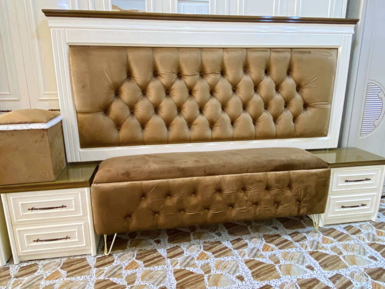 ابداع وتطور النجارة العراقية 🇮🇶بتصاميم جديدة ومميزة احجز غرفتك قبل انتهاء عروض شهر رمضان 🌙 
موديل قمر 11 قطعة 
اصباغ حرارية ضمان خمس سنوات 
معرض البغدادي 
عنوانة قلعة سكر مجاور المطعم الكويتي 
للاستفسار والتواصل
 *********** هاتف ☎️ واتساب
