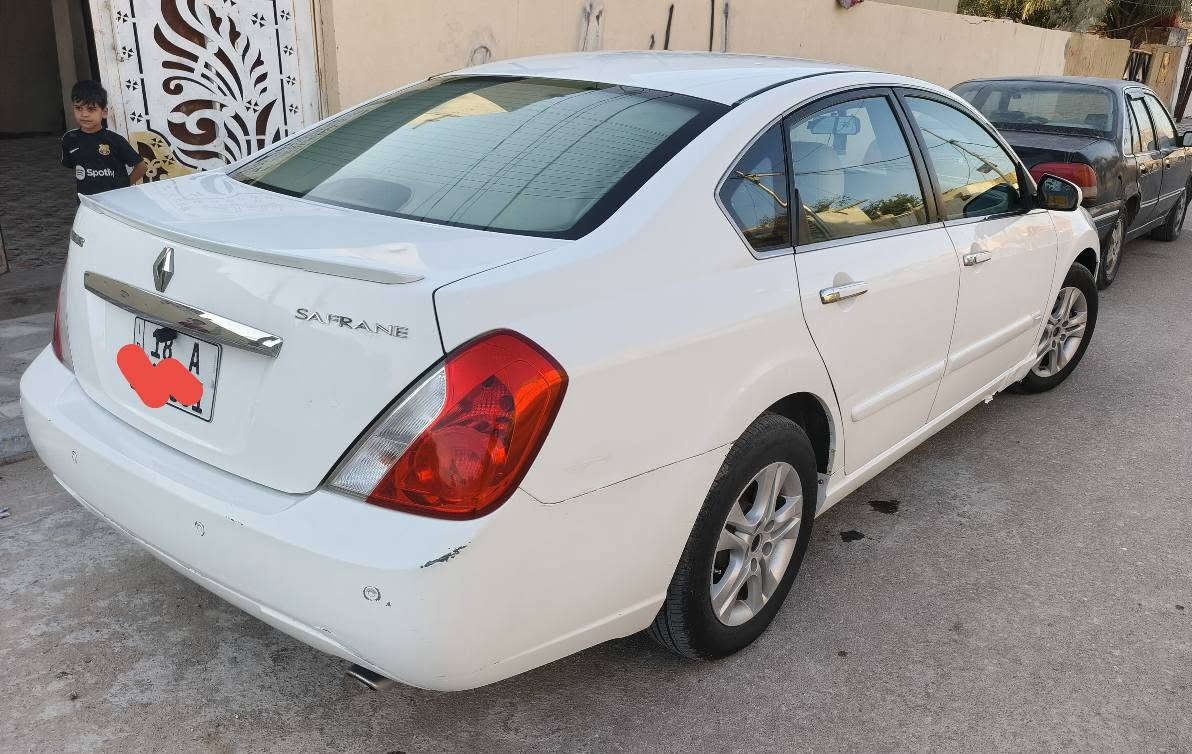 مكلف بالنشر 
سافران ٢٠١١ اربعه سلندر فول مواصفات بصمه  بصمة تشغيل كير مكينه كهربائيات كلها شغاله حداديه تخم تاير سياره جاهزه بيها كارت وبيها بالدوسه شبر خياس البقيه كفاله تبريد ثلج رقم دولي بابل تحويل ثاني يوم السعر ٩٥ وبيها مجال ‏‪***********‬‏ رقم صاحب سياره ديوانية, القادسية
