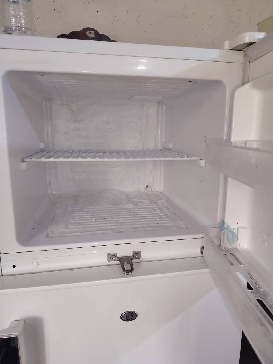 ثلاج جيبسون نظيفه ٨٠ ٪ سعر ٢٠٠ وبيه مجال


**إذا كنت صاحب هذا الإعلان وتريد حذفه لأي سبب، رجاءا أرسل رسالة إلى الدعم الفني**