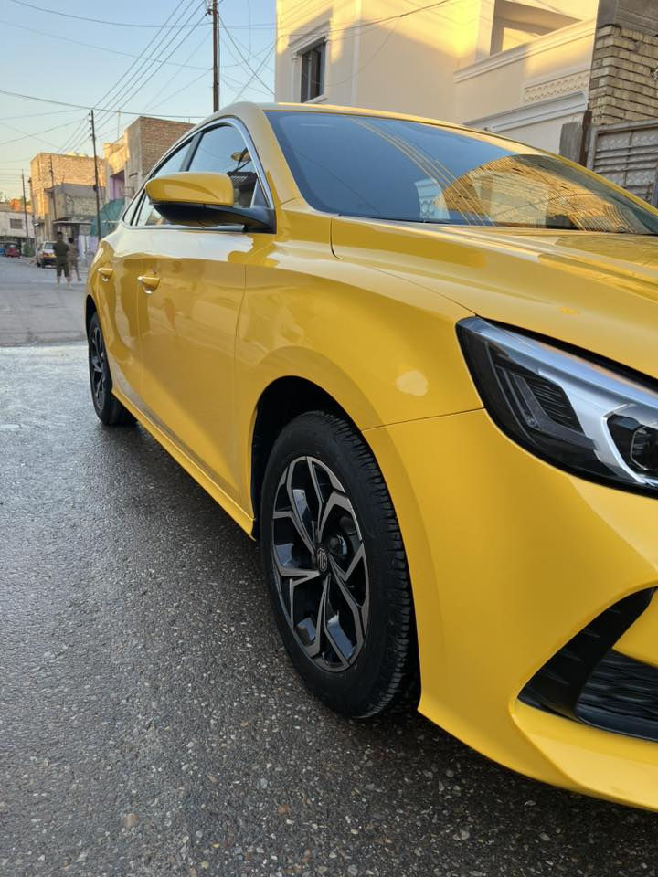 MG GT5 للبيع
موديل 2023

السياره ماشيه 44855 

موصافات معروفة غنية عن التعريف ميحتاج اذكرهن معروفات مواصفات ال GT 

سيارة رقمهة مميز 99888 رقم اربيل بأسمي تحويل مباشر 

سيارة مكفولة كفالة عامة من الدعامية للدعامية 

دسكات الشركة بعدهة عليهة 

ادامة شهرية 

السعر 105 او مجالهة بسيط جداً للشراي 

المكان بغداد 

للتواصل على الرقم :-                   ‎0770 549 4721

السيارة مثلما موظحة بالصور ميحتاج اشرح اكثر 

او تحياتي للجميع
