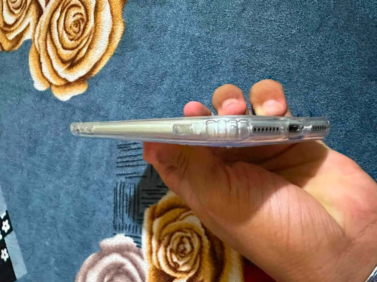 سلام عليكم ايفون سفن بلاص للبيع الذاكره 256امبدل بي بس بطاريه تقره١٠٠والدكمه مال البصمه واكفه سعر الجهاز 90اوبي مجال قليل متواجد عله هاذ الرقم ***********رجائن المو شراي لايدخل
