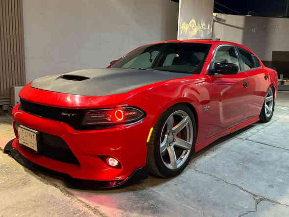 دوج جارجر سكات باك  احمر ناري .  19 Scat Pack 
وارد أمريكي  نظيفة جدا وماناقصة اي شي 

#الموديل : 2019. ( امريكي) . حادث بنيد فقط  رقم بغداد 
 
#المحرك : SRT . V8 . 6.4L .
#العداد 40.900 ml
#السعر 265 وبي مجال 
السيارة مصروف عليهة هواي 

                         ************
 المواصفات :
* تحذير الخروج عن المسار . 
*  نقطة عمياء . 
* مكابح رياضية (برمبو) . 4 بستم 
* لايت LED . 
* كاميرا خلفية . 
* امكانية التحكم بوضعيات المقود كهربائيا . 
* كزوز سستم . 
* حساسات خلفية . 
* رادارات
* ويل قياس 20 أنج 
* سستم صوت ALPINE . 
* تشغيل عن بعد . 
* مقاعد رياضية حضن + جلد . 
* المقاعد الأمامية كهرباء +تبريد وتدفئة . 
* ستيرن كهرباء 
* نظام خرائط GPS . 
* شاشة كبيرة قياس 8.4 أنج اوپشنات SRT 
* تدفئة ستيرن . 
* كير شفتر بالستيرن . 
* جناح خلفي . 
* بلوتوث تلفون . 
* محدد سرعة . 
*فتحه 
                             ************
الإضافات 

_جكات s2
_بوبات اكزوز 
_دبات SRT اسود 
_ميثانول 
_ دركه اربي ام  
_ولف حماوه مشيمتو 82  
_اكس بايب داون بايب 
_‏fm pro max m2
_فيول بم وتر برو 
_اويل كاج كان 
_اويل ثروت
_اويل بلت
-شوتة ششششش@شششثروتر bbk
_العقل مفتوح اول لاين تفريغ كامل فصله سيڤتي كامل 
_هدرز
_شوتة aFe
-بلكات ريسنك
_لد اوركل متغير 360 حركه
_ كاربون فايبر ألياف حقيقة الداخل 
وبعد بيهة هواي اضافات

صور الحادث مرفقة

***********
